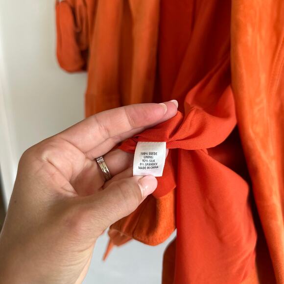 ST. JOHN Silken Suede Slouchy Strap Sleeve Jacket Soft Sienna Orange NWT - Picture 13 of 14